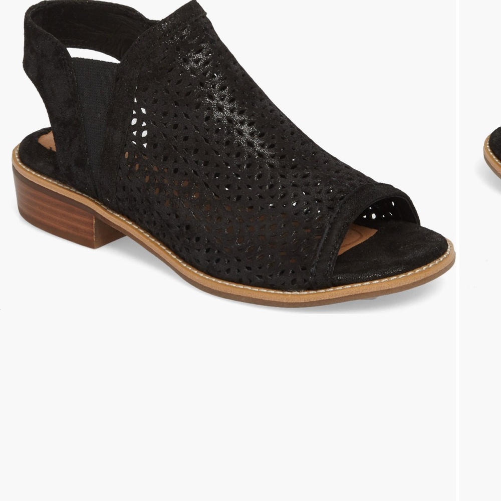 Women's Sofft Black Slingback Sandals